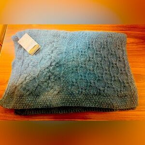 Irish Aran Woollen Mills Merino Teal Throw Blanket Traditional Stitch Patterns